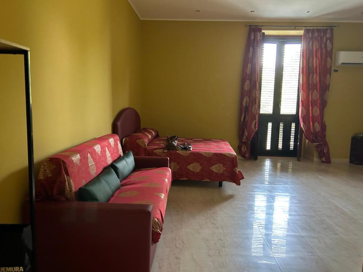 Hotel Venus Of Milo Napoli Esterno foto