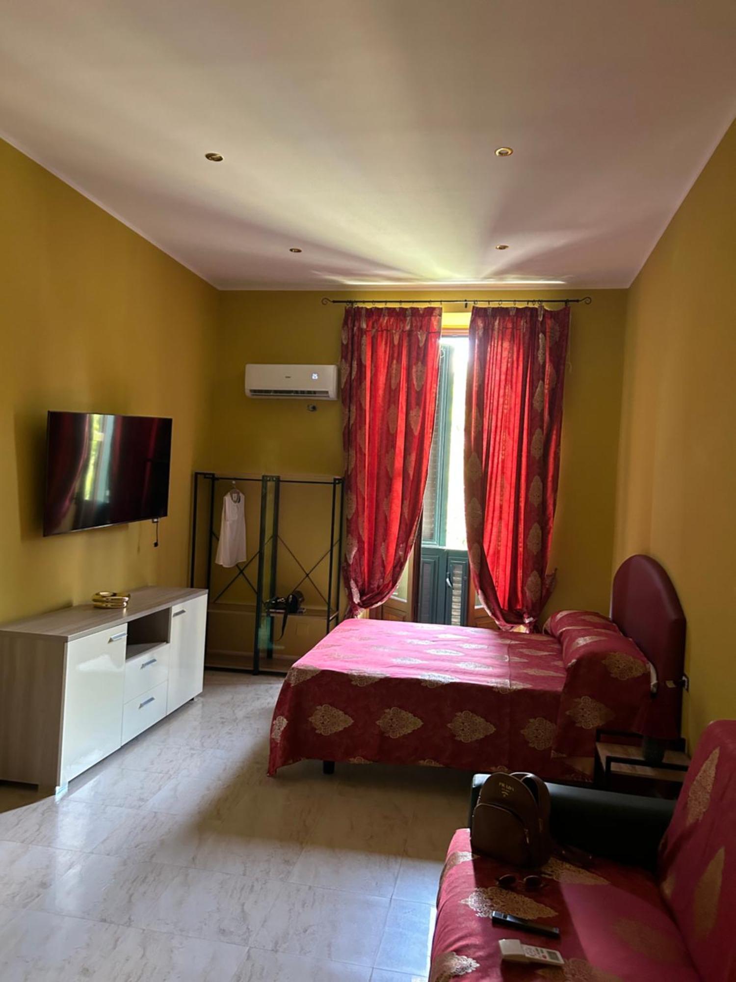 Hotel Venus Of Milo Napoli Esterno foto